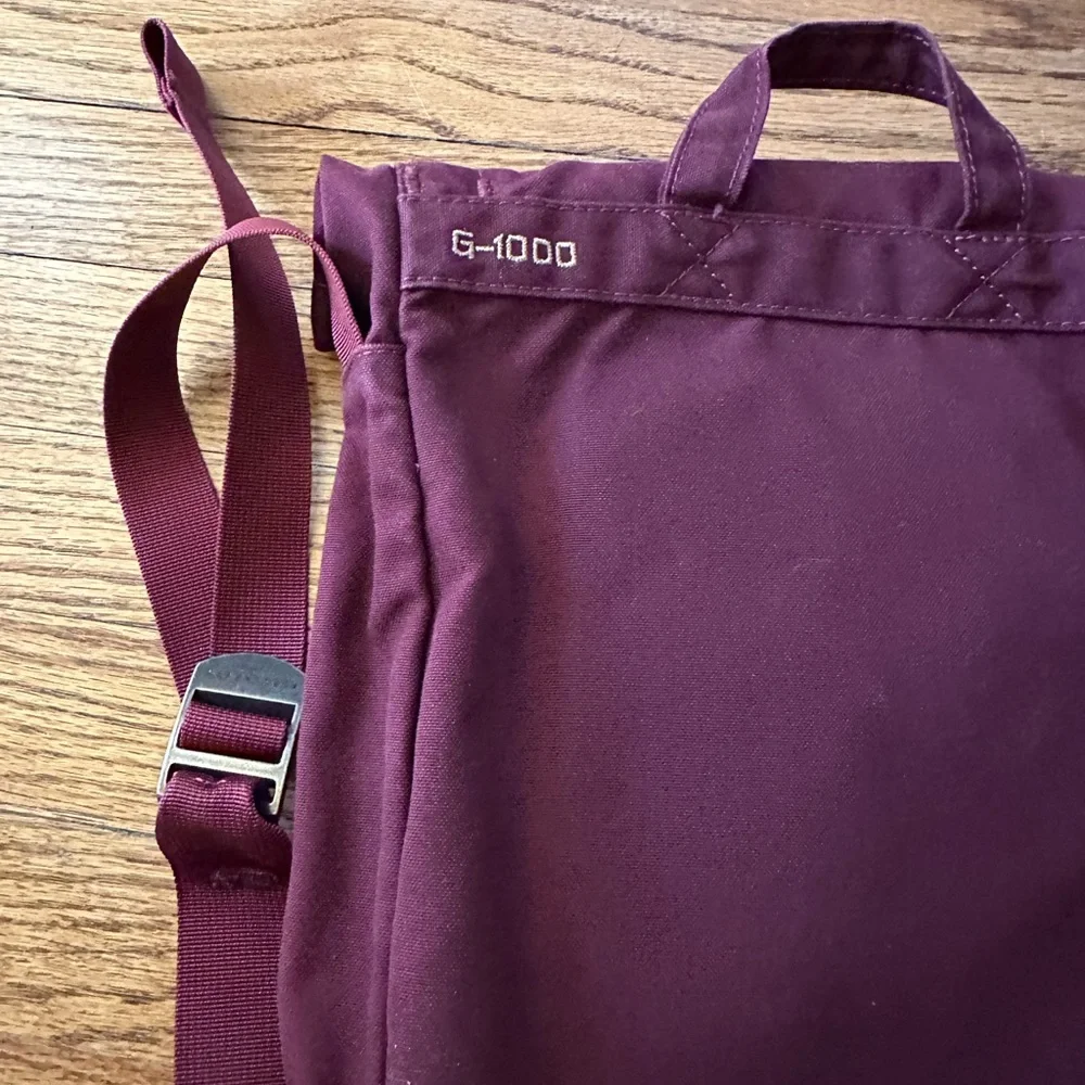 Fjällräven Crossbody Foldsack No. 3 6L in Dark Garnet - Picture 8 of 10